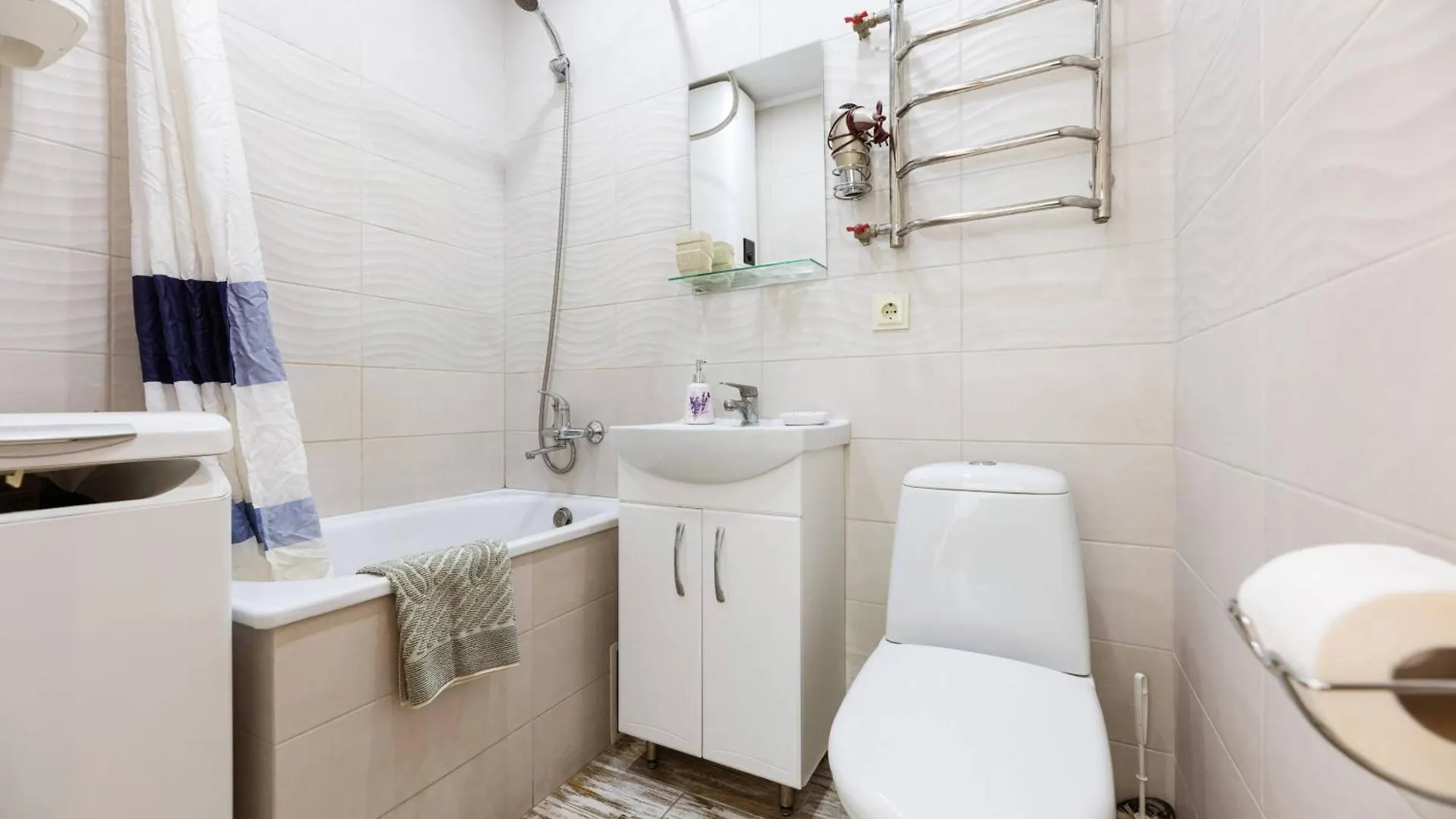 Квартири Метро Дарниця Apartment Kyiv 0*,  Ukraine
