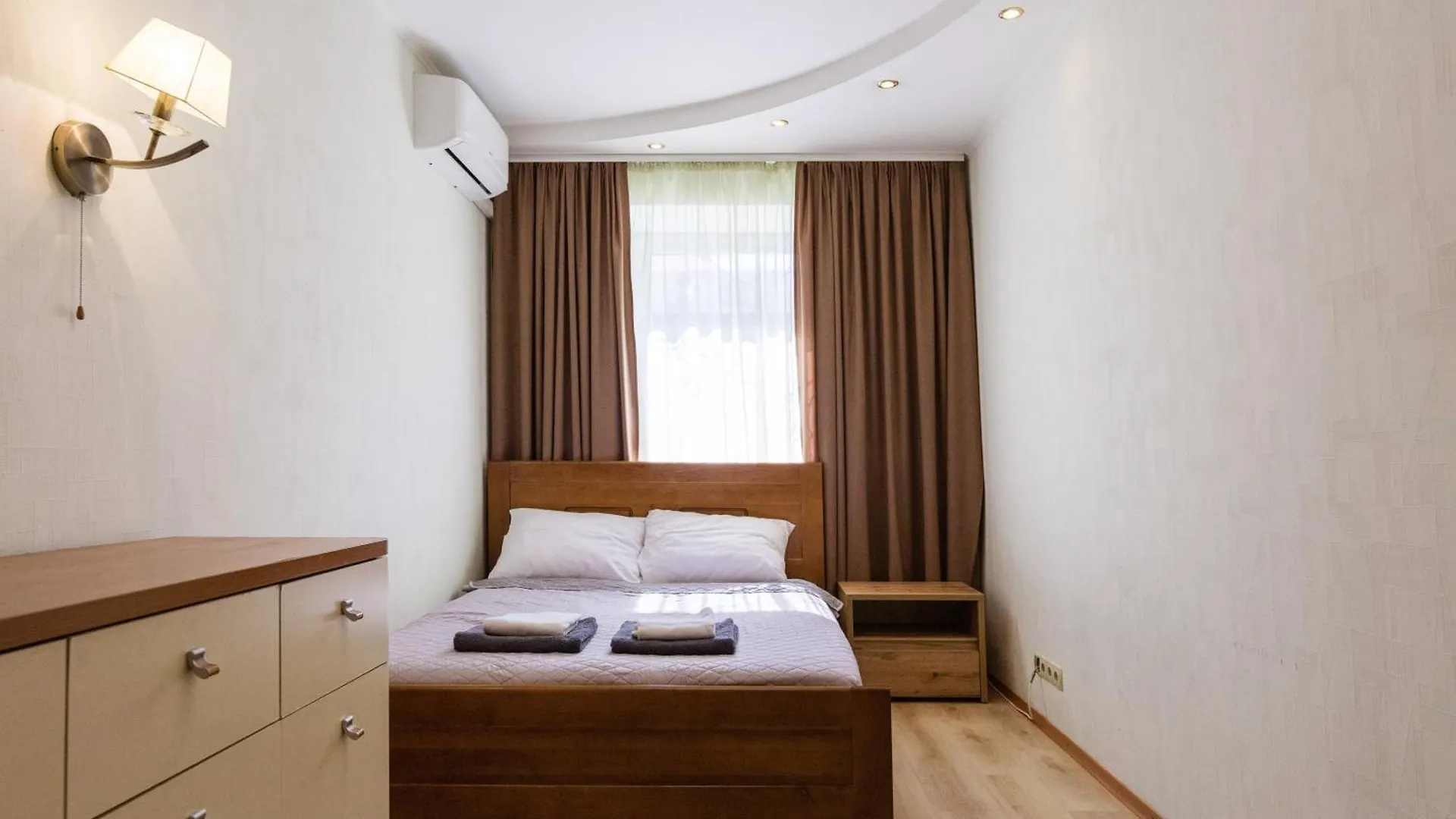 Квартири Метро Дарниця Apartment Kyiv